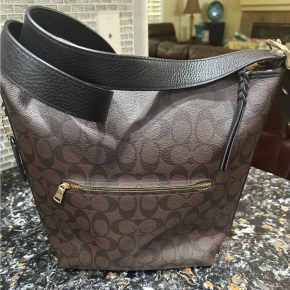 COACH 2022 Val Duffel Bag - Picture 6 of 14